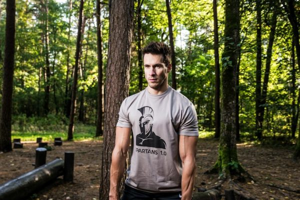 Photo of men’s workout in the forest. This is photo session of new t-shirt collection “SPARTANS 1.0”.
Idea is to show men’s difficult challenges, discipline, superb physical condition, determination, courage and constant self-development.
Because this is what Ancient Spartan warriors was about. Hope you will love this moment :)